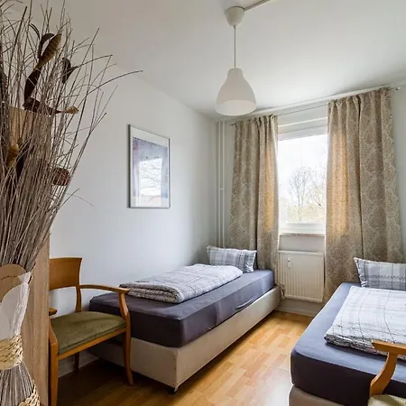 Enjoy Your With Dkn - Near S-bahn - Multilanguage - Witamy Serdecznie Apartament
