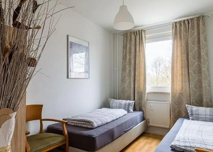 Enjoy Your With Dkn - Near S-bahn - Multilanguage - Witamy Serdecznie Lägenhet